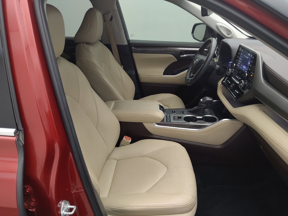 2020 Toyota Highlander in Round Rock, TX 78664 - 18135783 21