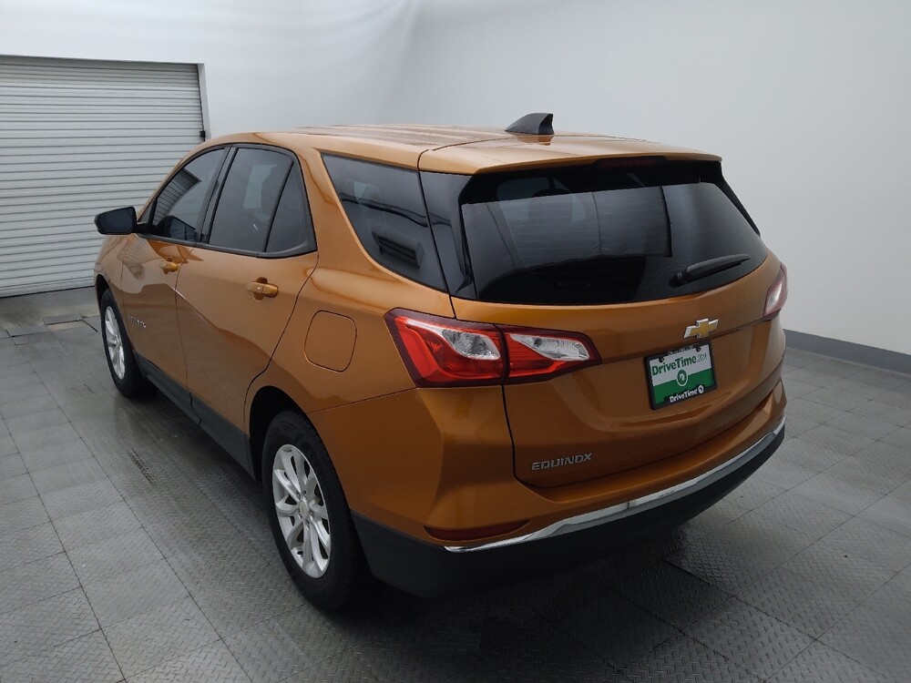 2018 Chevrolet Equinox in San Antonio, TX 78238 - 18135791 5