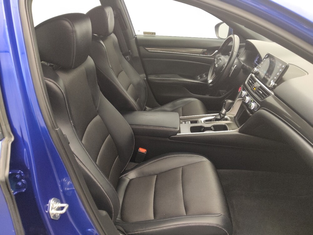 2018 Honda Accord in Houston, TX 77034 - 18135800 21