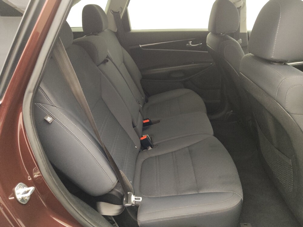 2019 Kia Sorento in Round Rock, TX 78664 - 18135801 19
