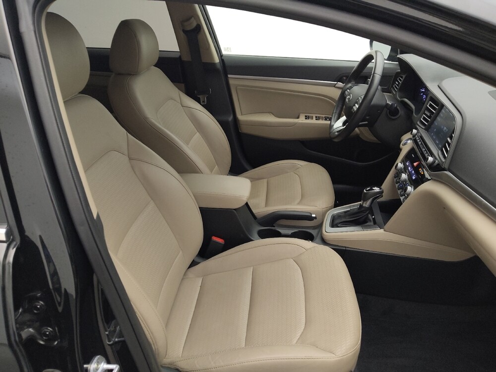 2019 Hyundai Elantra in Houston, TX 77060 - 18135808 21