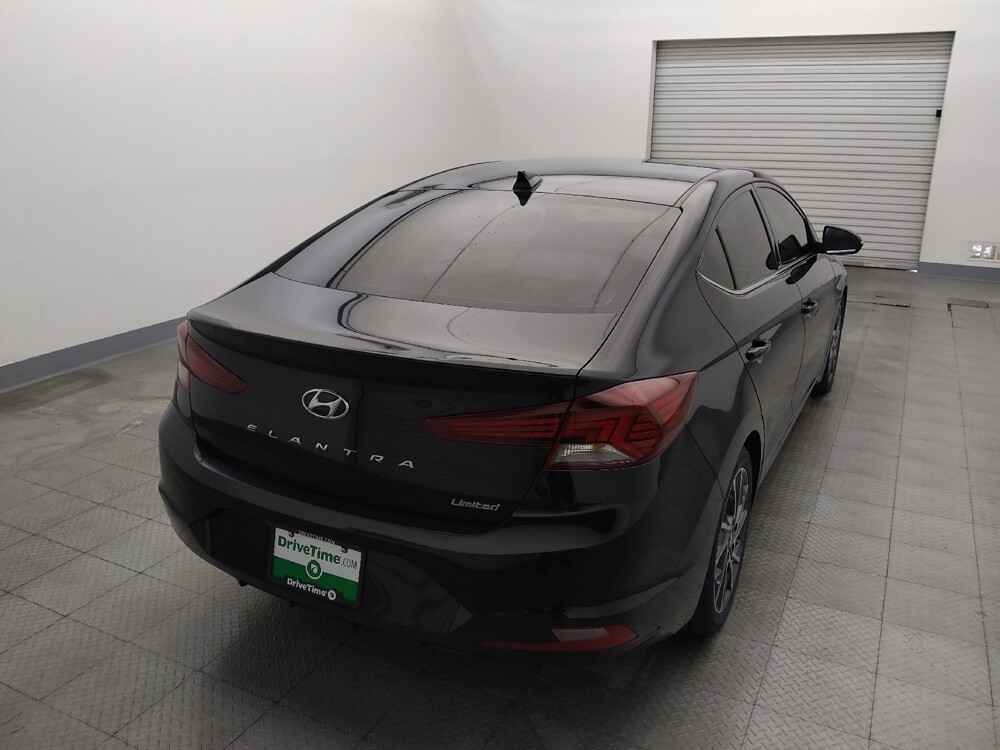 2019 Hyundai Elantra in Houston, TX 77060 - 18135808 7
