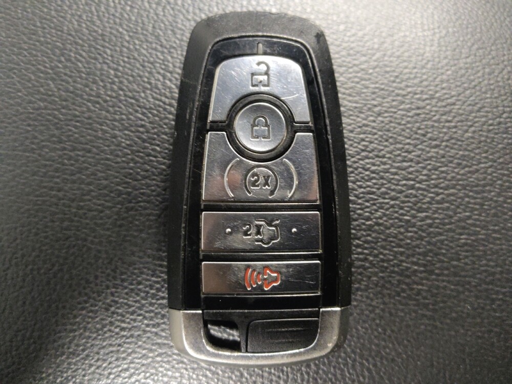 2018 Ford Explorer in Live Oak, TX 78233 - 18135812 32