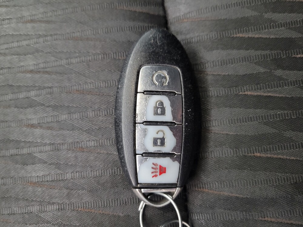 2017 Nissan Rogue in Columbus, OH 43231 - 18135815 32