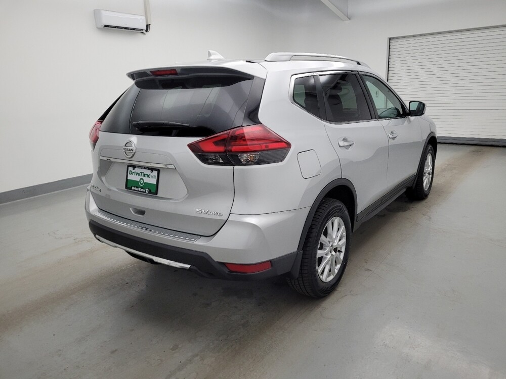 2017 Nissan Rogue in Columbus, OH 43231 - 18135815 9