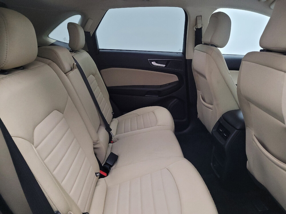 2020 Ford Edge in Columbus, OH 43231 - 18135816 19