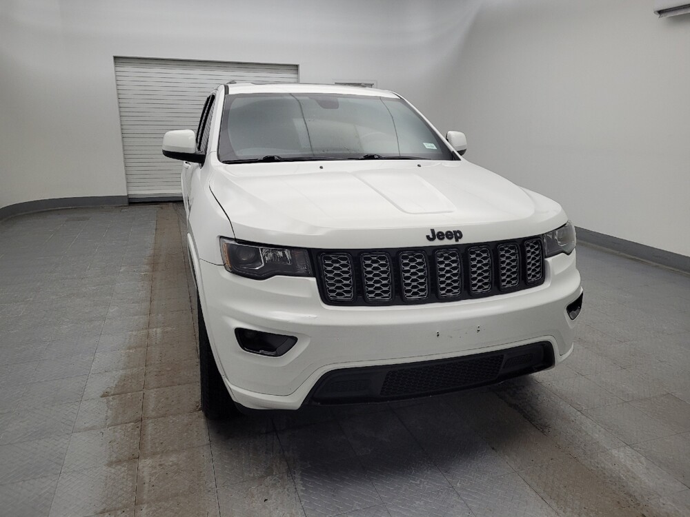 2018 Jeep Grand Cherokee in Fairfield, OH 45014 - 18135818 14