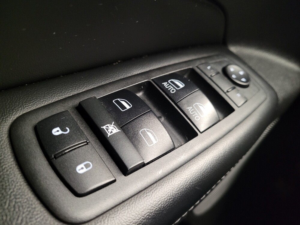 2018 Jeep Grand Cherokee in Fairfield, OH 45014 - 18135818 27