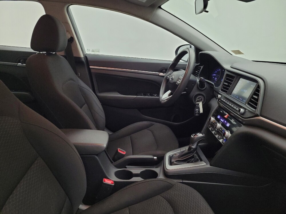 2020 Hyundai Elantra in Miamisburg, OH 45342 - 18135820 21