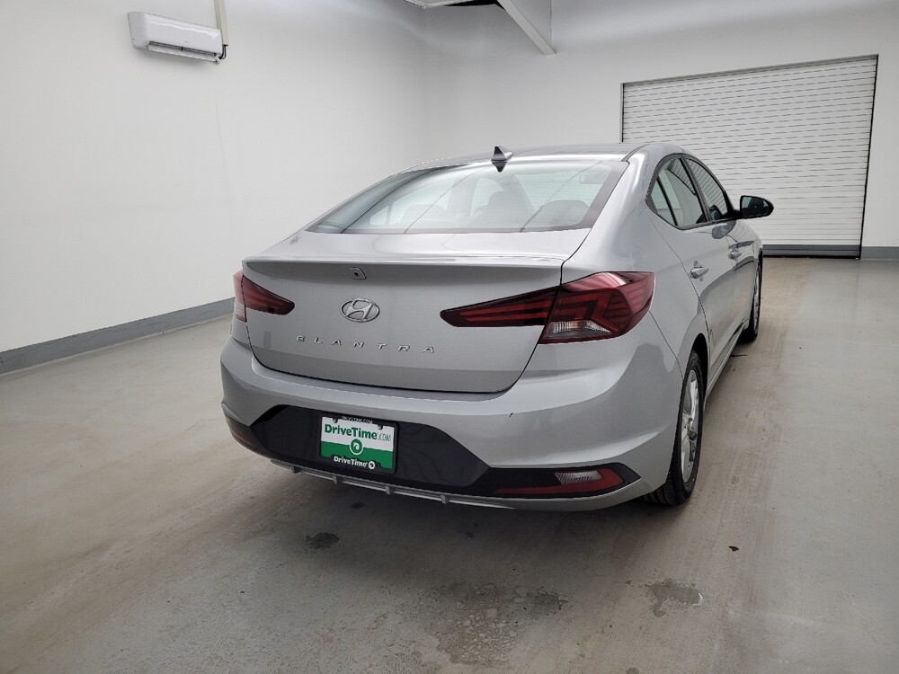 2020 Hyundai Elantra in Miamisburg, OH 45342 - 18135820 7