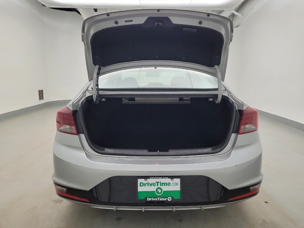 2020 Hyundai Elantra in Miamisburg, OH 45342 - 18135820 29