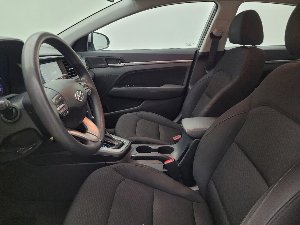 2020 Hyundai Elantra in Miamisburg, OH 45342 - 18135820 17