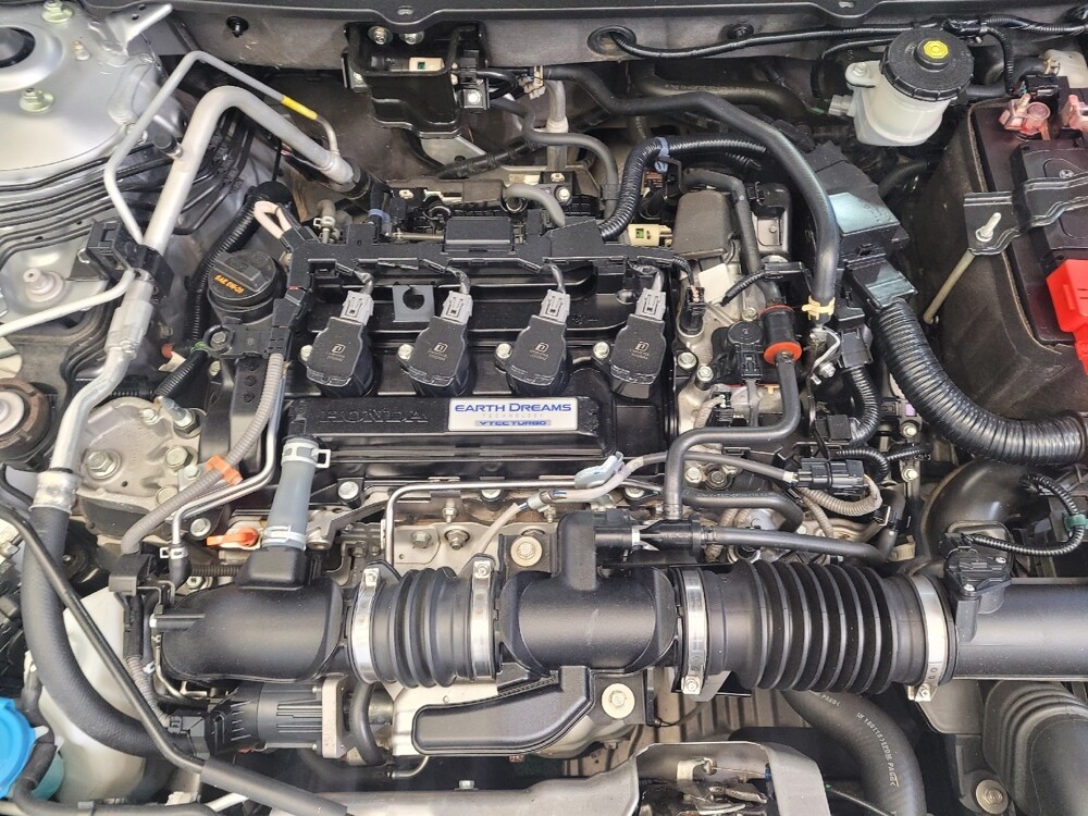 2018 Honda Accord in Lexington, KY 40509 - 18135821 30