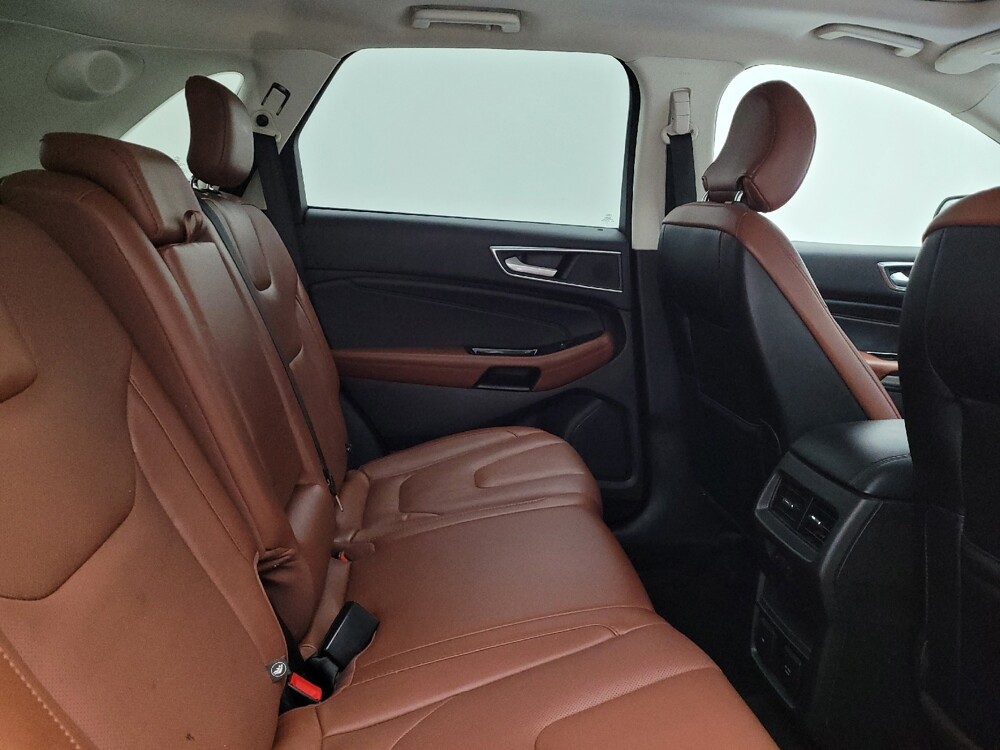 2018 Ford Edge in Columbus, OH 43228 - 18135823 19