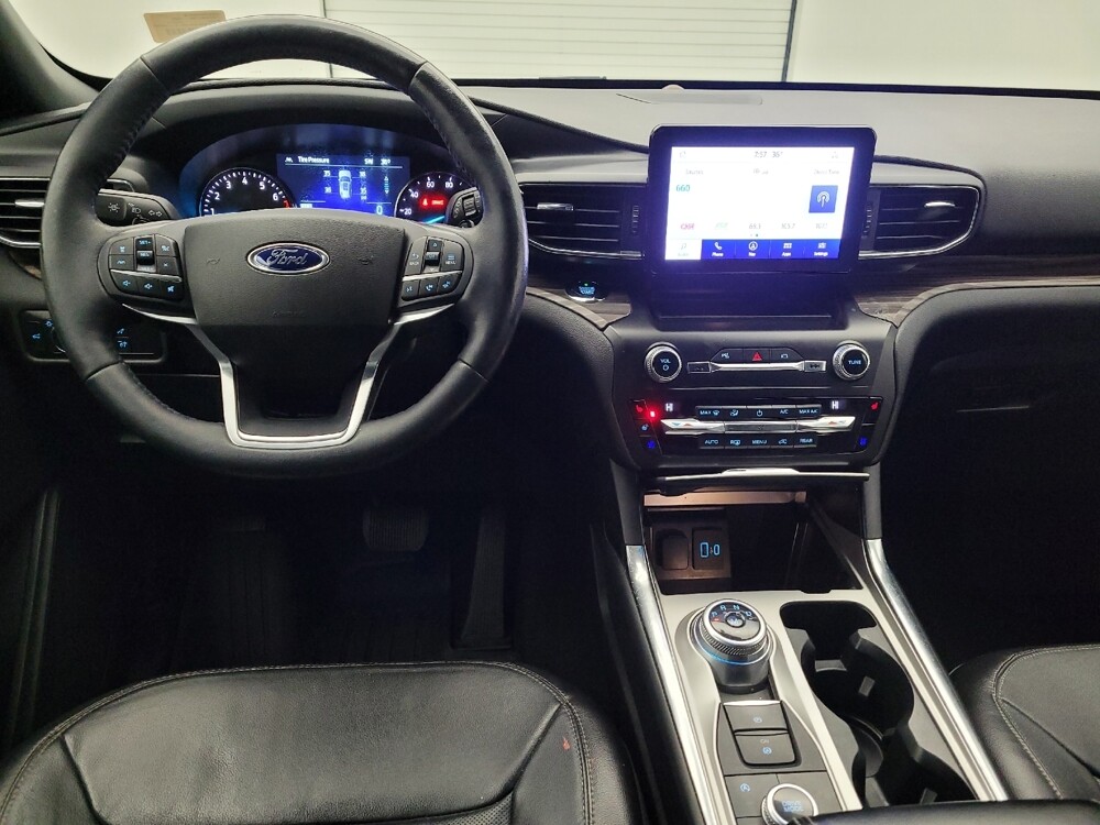 2020 Ford Explorer in Louisville, KY 40258 - 18135824 22
