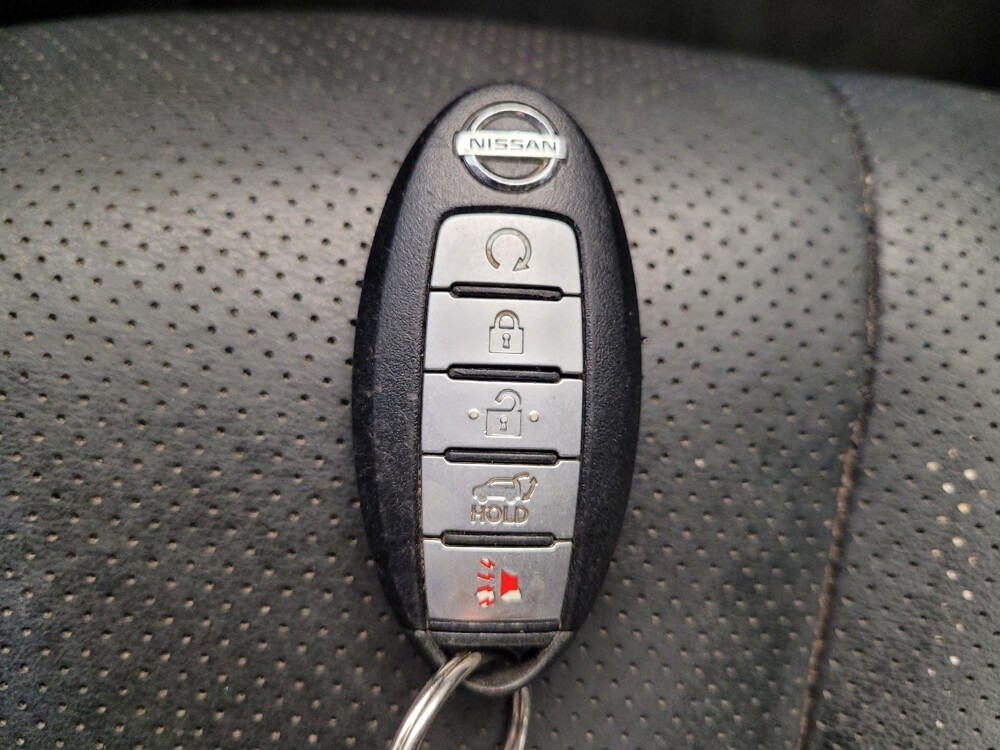 2017 Nissan Murano in Louisville, KY 40258 - 18135825 32