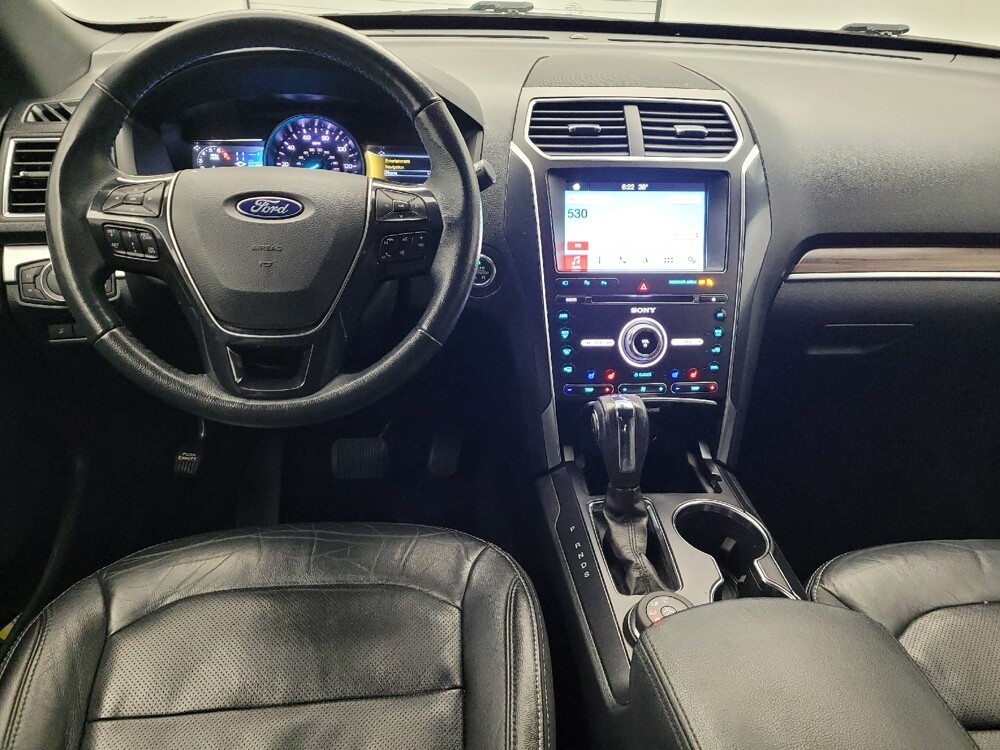 2018 Ford Explorer in Louisville, KY 40258 - 18135830 22