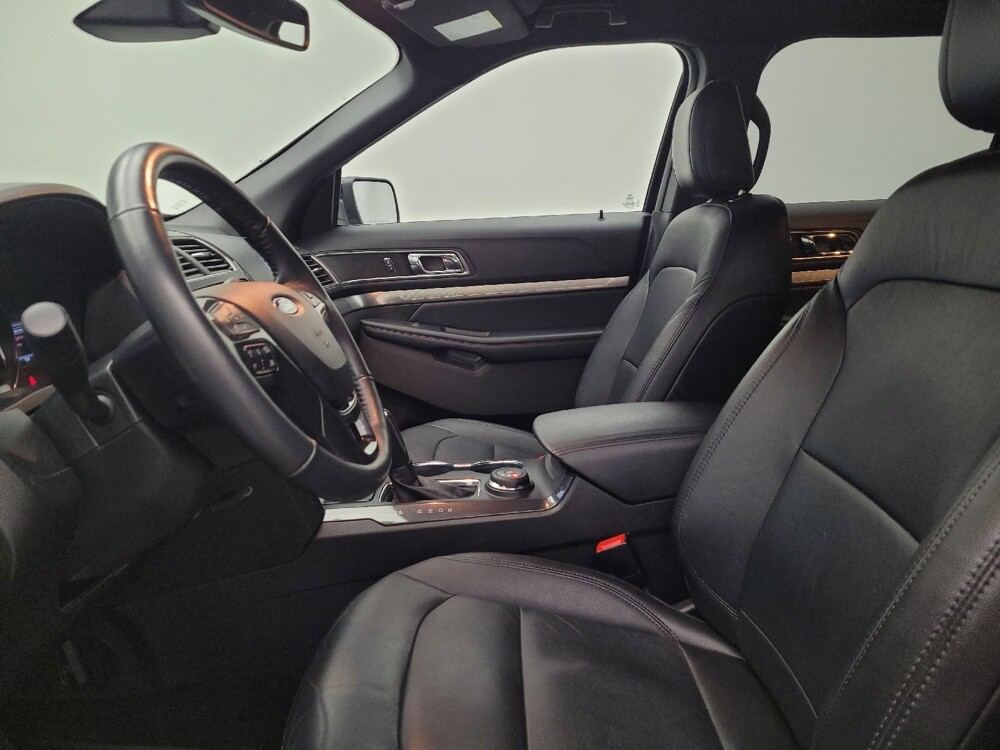 2018 Ford Explorer in Lexington, KY 40509 - 18135831 17
