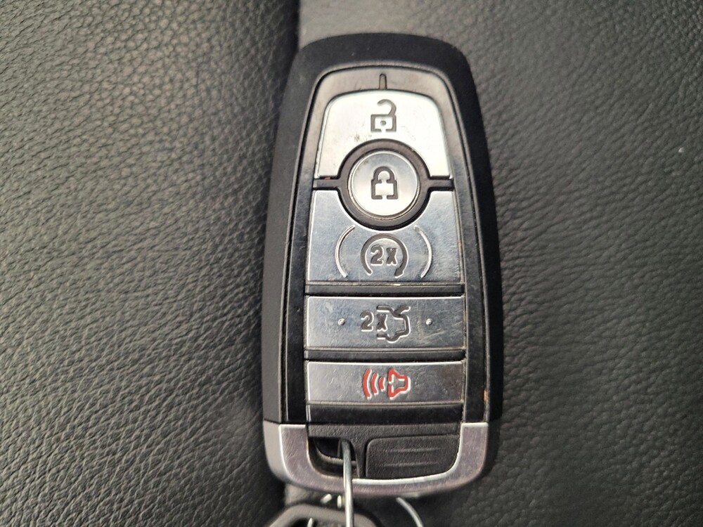 2018 Ford Explorer in Lexington, KY 40509 - 18135831 32