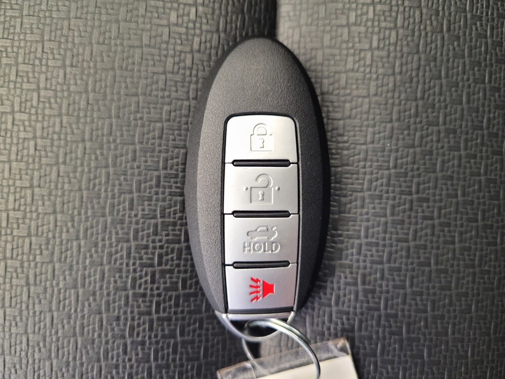 2021 Nissan Rogue in Louisville, KY 40258 - 18135832 32