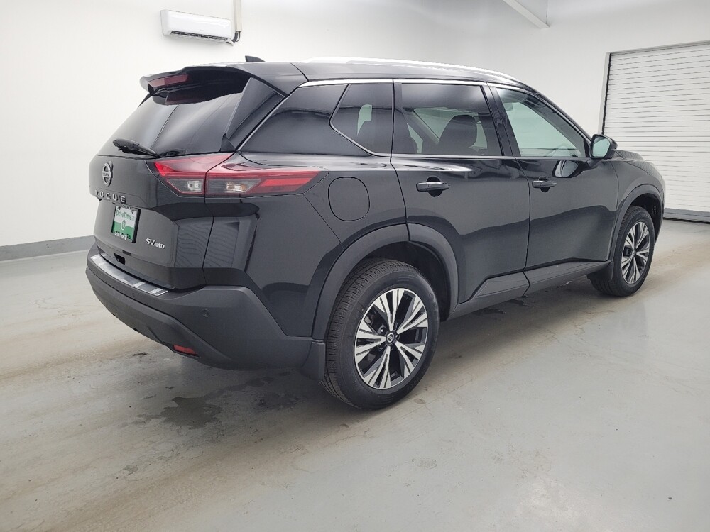 2021 Nissan Rogue in Louisville, KY 40258 - 18135832 10