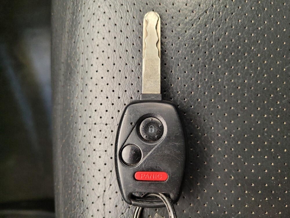 2013 Honda Ridgeline in Columbus, OH 43228 - 18135835 32