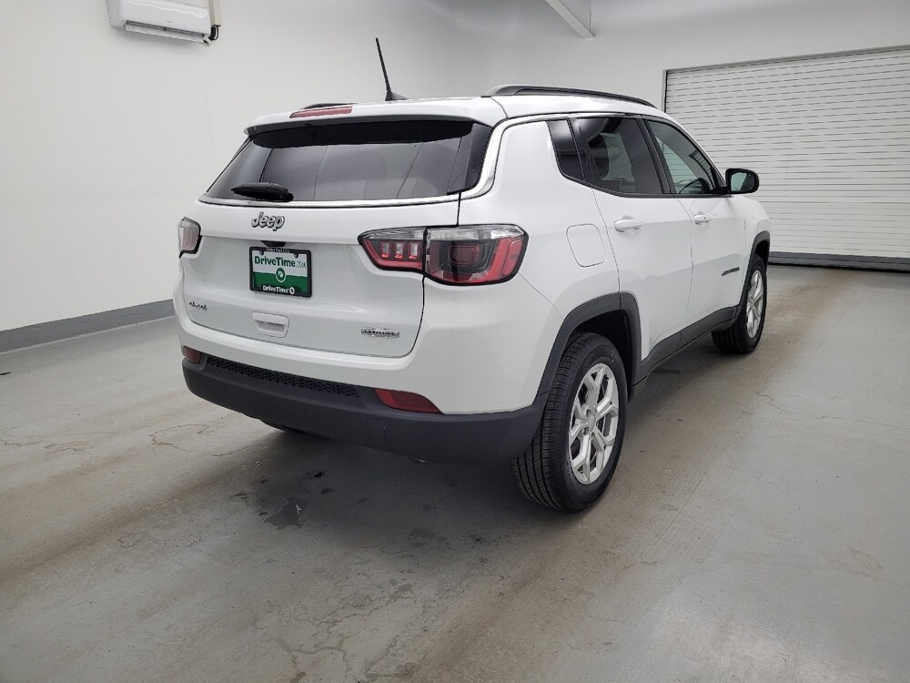 2024 Jeep Compass in Louisville, KY 40258 - 18135837 9