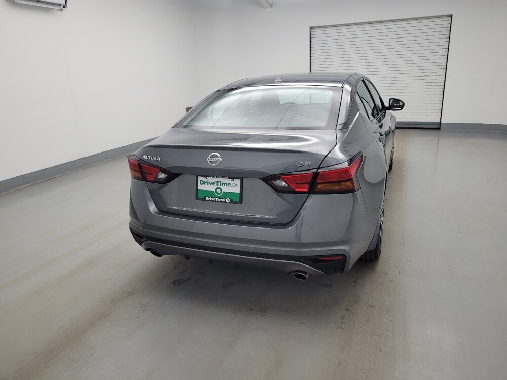 2020 Nissan Altima in Columbus, OH 43228 - 18135840 7