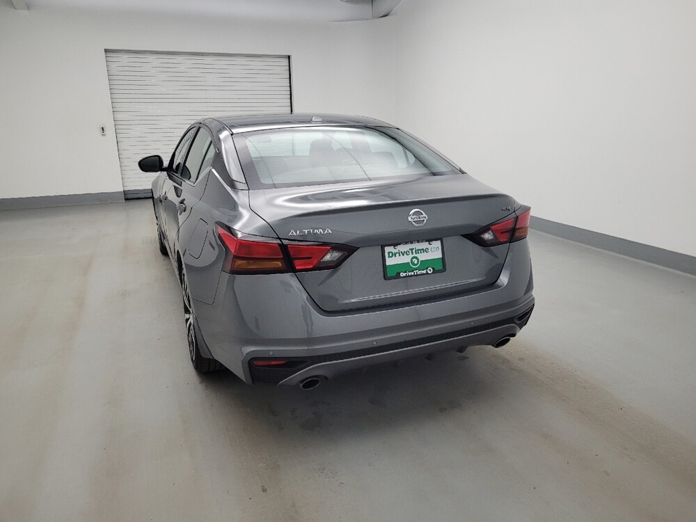 2020 Nissan Altima in Columbus, OH 43228 - 18135840 6