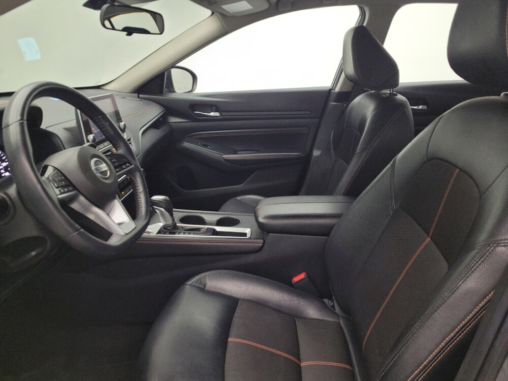 2020 Nissan Altima in Columbus, OH 43228 - 18135840 17