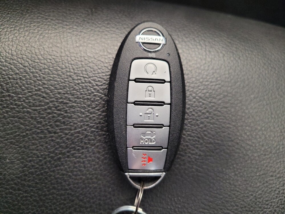 2020 Nissan Altima in Columbus, OH 43228 - 18135840 32