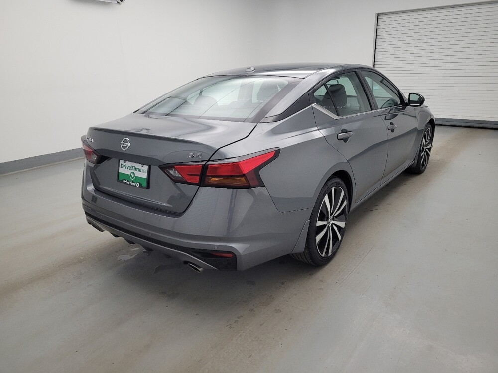2020 Nissan Altima in Columbus, OH 43228 - 18135840 9