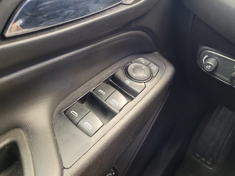 2019 Chevrolet Equinox in Toledo, OH 43617 - 18135841 27