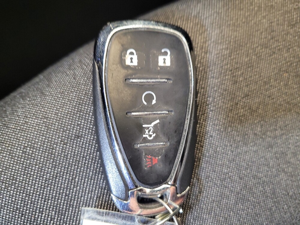 2019 Chevrolet Equinox in Toledo, OH 43617 - 18135841 32