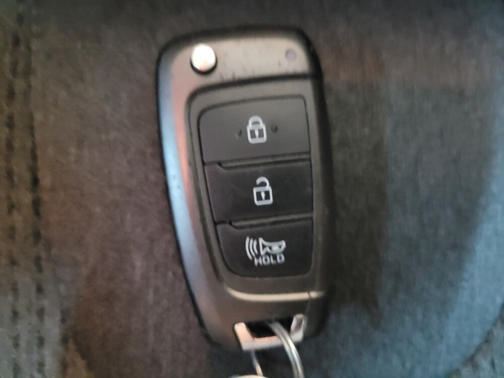 2023 Hyundai Santa Fe in Cincinnati, OH 45255 - 18135844 32