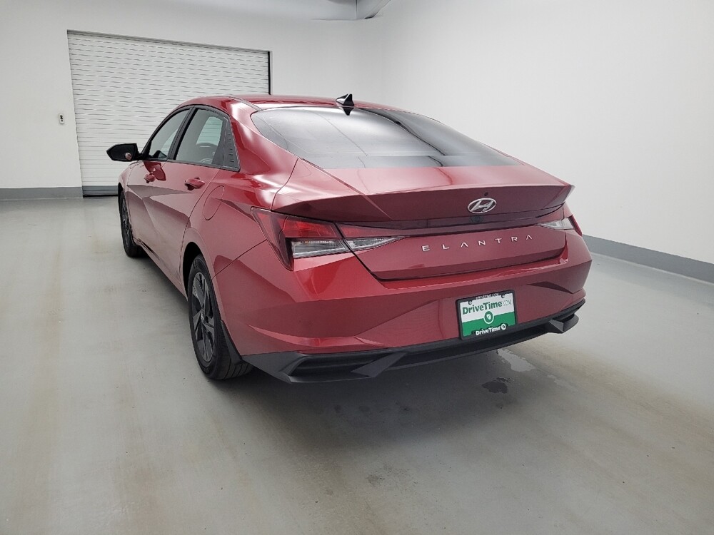 2023 Hyundai Elantra in Cincinnati, OH 45255 - 18135846 6