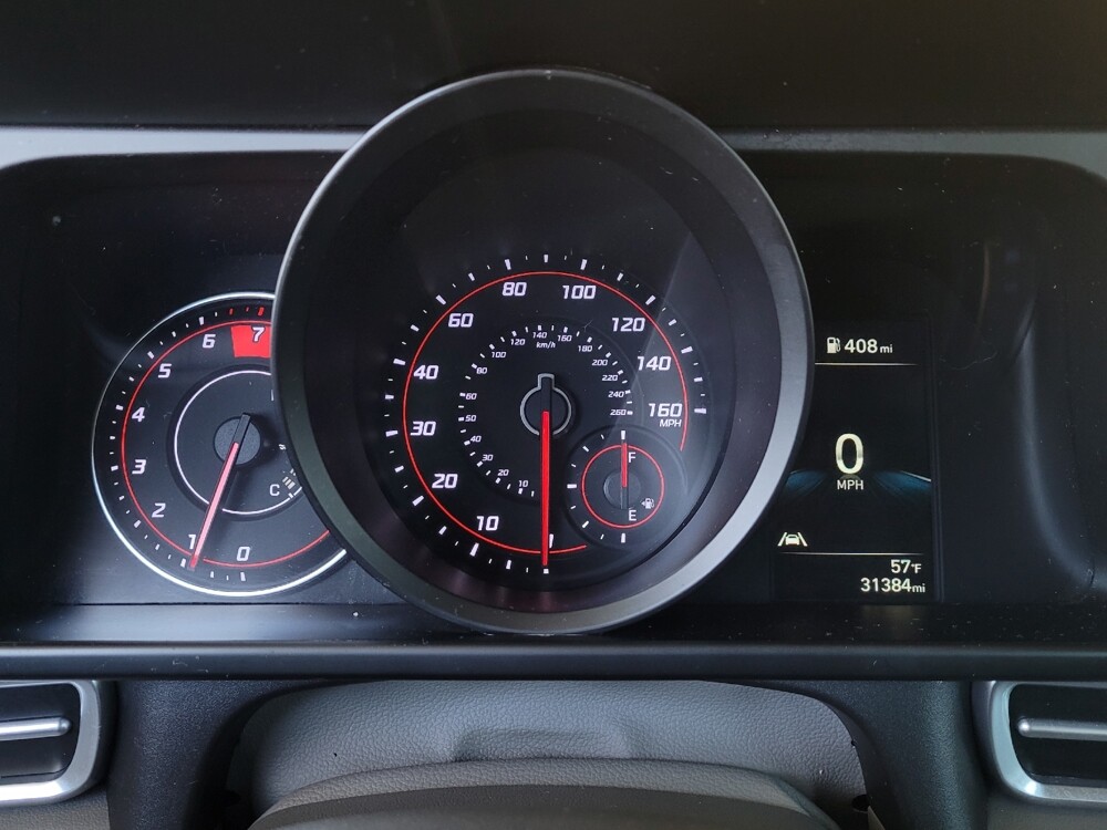 2023 Hyundai Elantra in Cincinnati, OH 45255 - 18135846 23