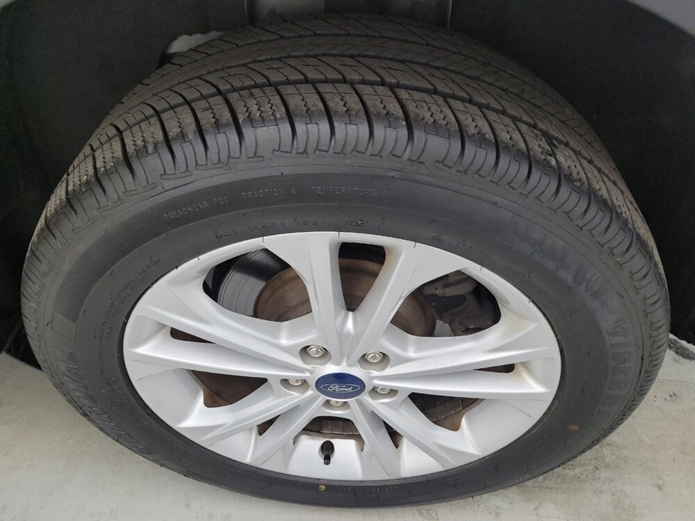 2019 Ford Escape in Columbus, OH 43228 - 18135847 31