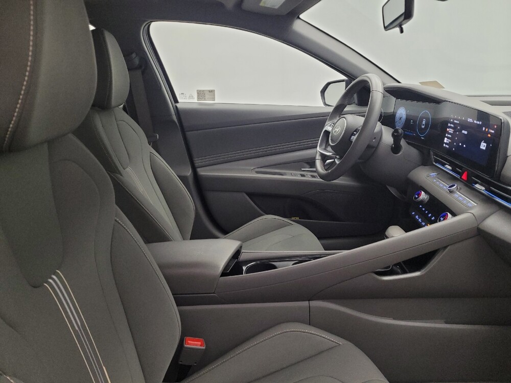 2024 Hyundai Elantra in Lexington, KY 40509 - 18135849 21