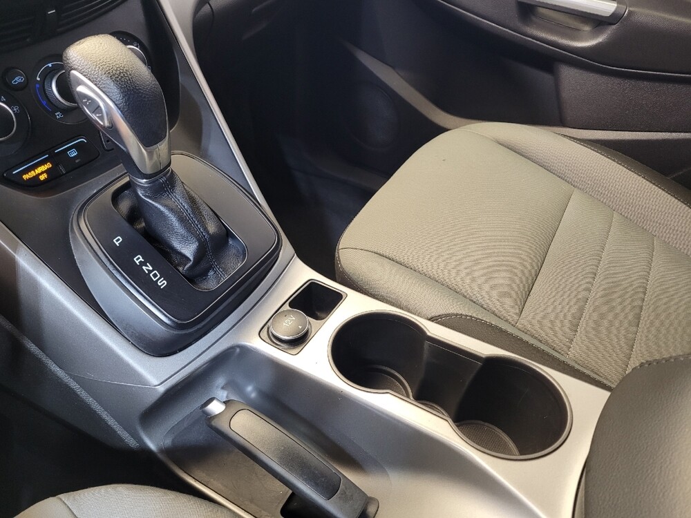 2015 Ford Escape in Louisville, KY 40258 - 18135850 26