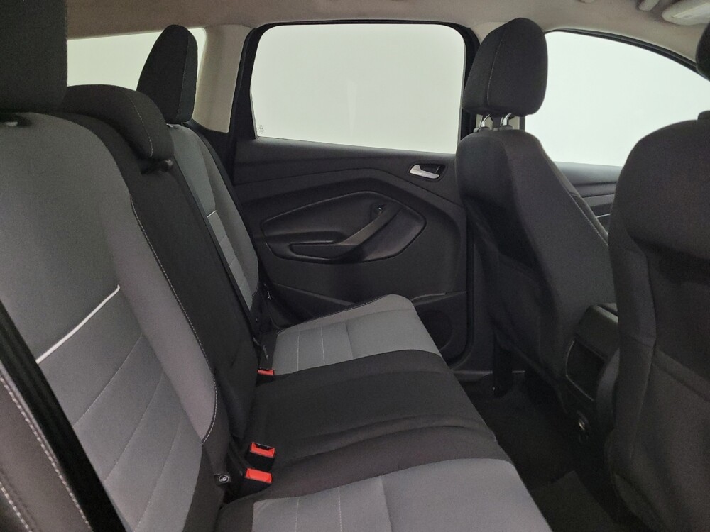 2015 Ford Escape in Louisville, KY 40258 - 18135850 19