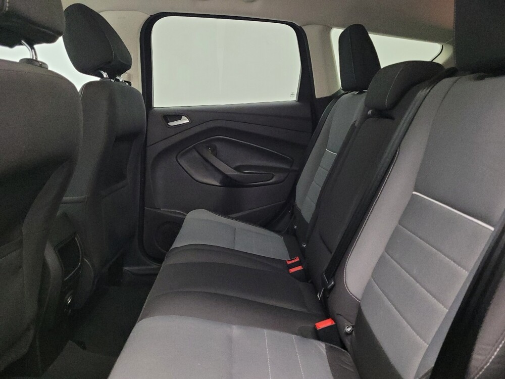 2015 Ford Escape in Louisville, KY 40258 - 18135850 18