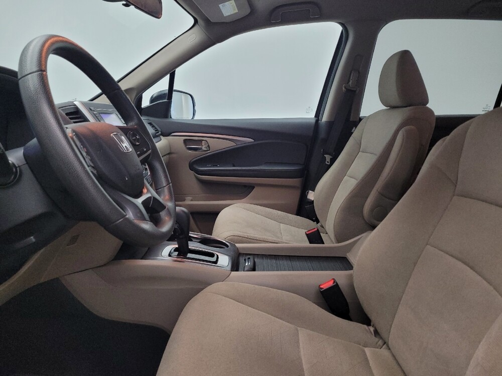 2019 Honda Pilot in Louisville, KY 40258 - 18135852 17