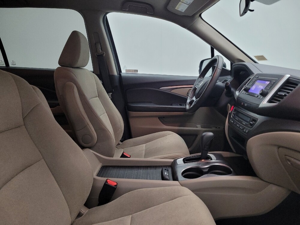 2019 Honda Pilot in Louisville, KY 40258 - 18135852 21