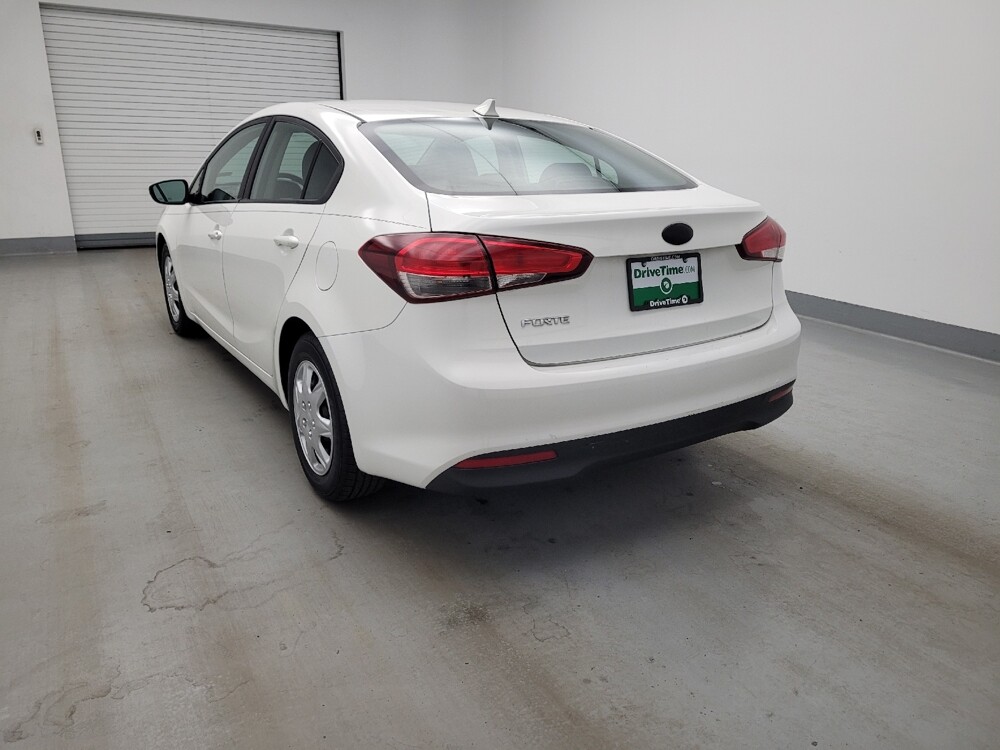 2017 Kia Forte in Louisville, KY 40258 - 18135863 5