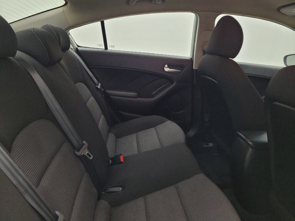 2017 Kia Forte in Louisville, KY 40258 - 18135863 19