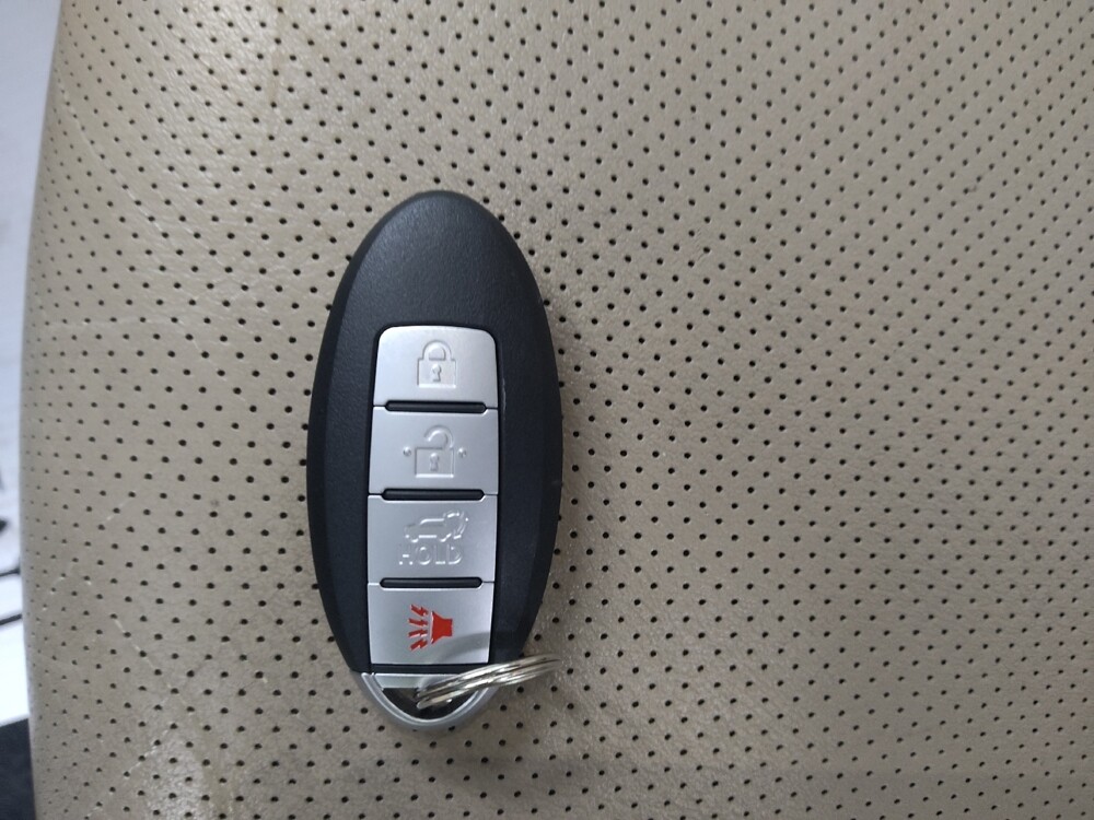 2017 Nissan Rogue in St. Louis, MO 63136 - 18135868 32