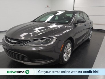 2017 Chrysler 200 in St. Louis, MO 63136