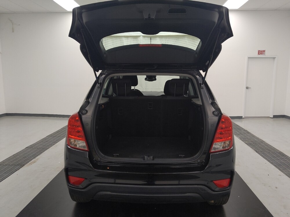 2020 Chevrolet Trax in St. Louis, MO 63136 - 18135870 29
