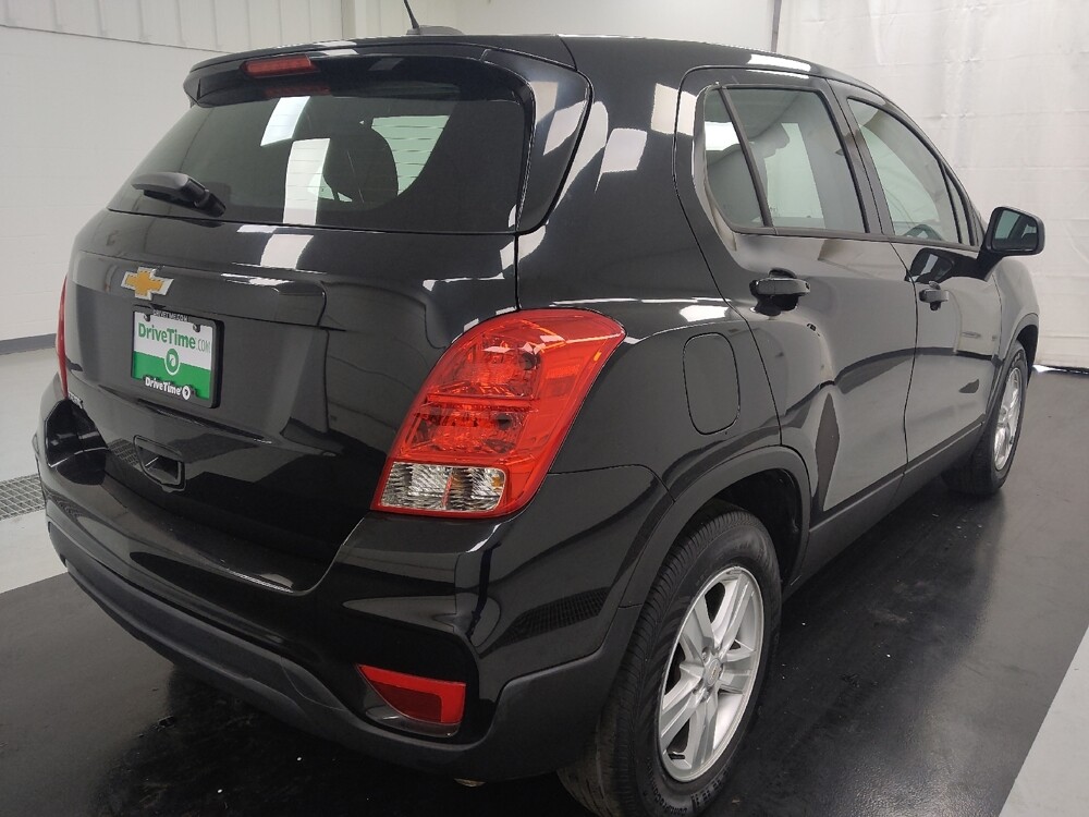 2020 Chevrolet Trax in St. Louis, MO 63136 - 18135870 9